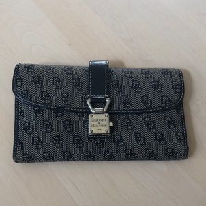 Dooney & Burke wallet